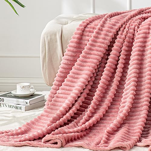 BEDELITE Fleece Throw Blanket - Soft and Warm Decorative Fuzzy Blanket