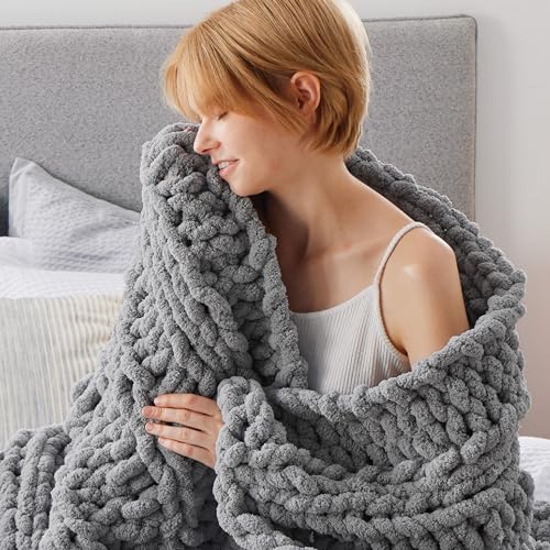 Bedsure Chunky Knit Blanket Throw - Cozy and Warm