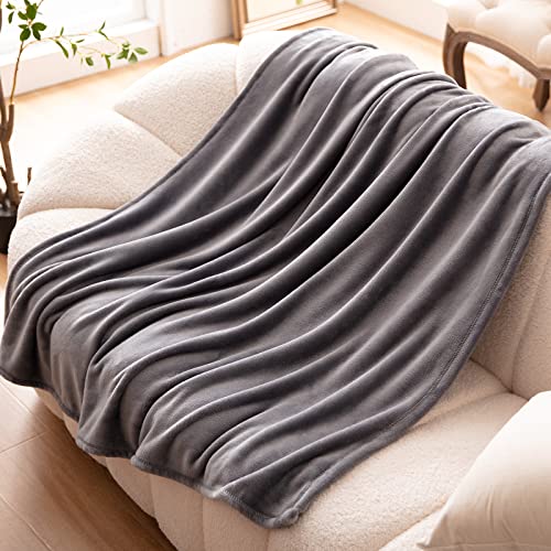 Bertte Fleece Throw Blanket