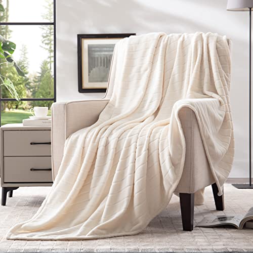 Bertte Plush Throw Blanket - Cozy and Stylish Comfort