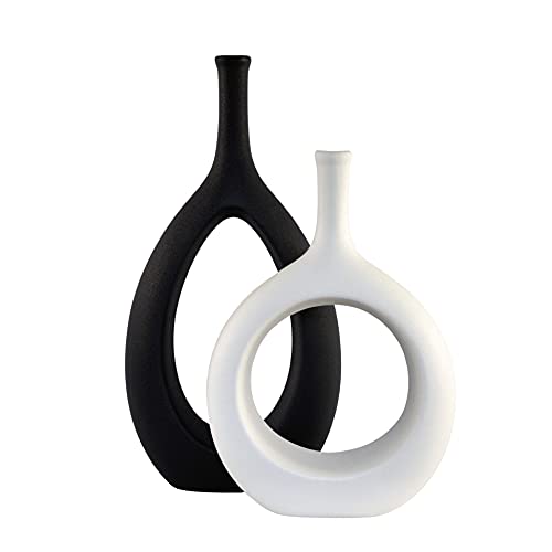 Black and White Vases for Decor