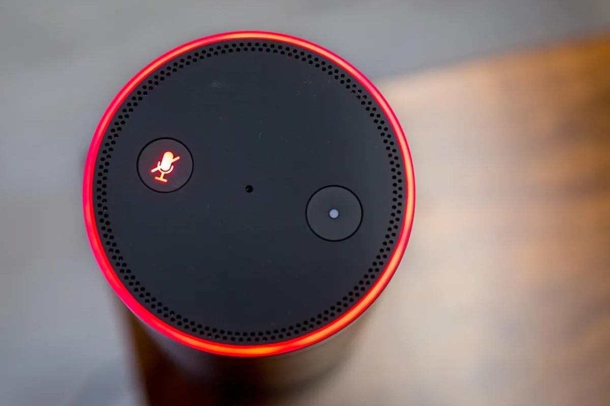 can-amazon-echo-hear-conversations-even-when-microphone-is-turned-off