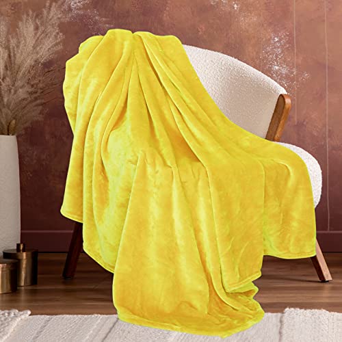 Cozy Yellow Fleece Throw Blanket for Couch and Bedroom