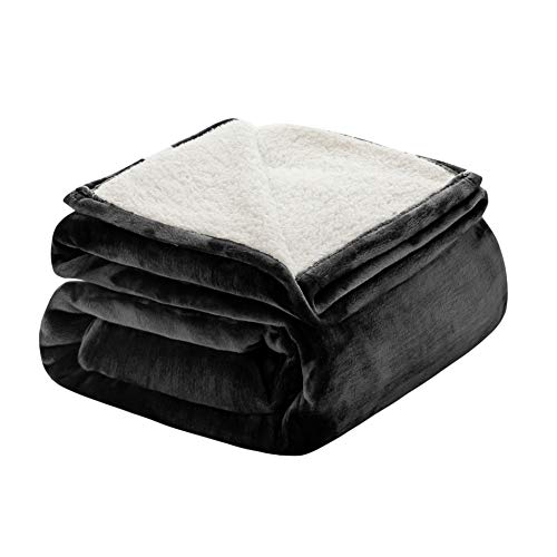 DreamQuil Plush Blanket for Adults