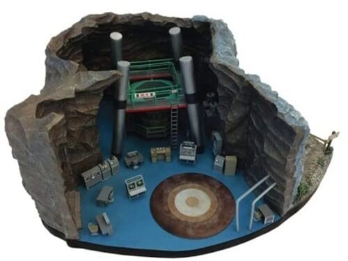 Factory Entertainment Batman 1966 TV Series Batcave Desktop Sculpture