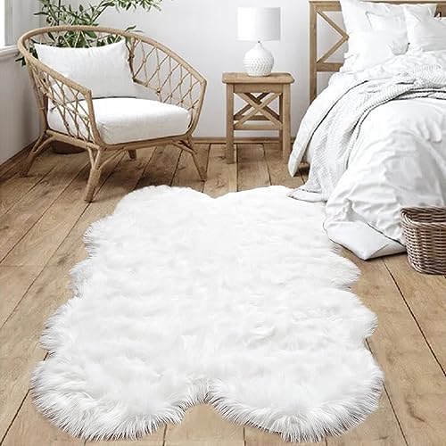 Goolela White Faux Fur Rug