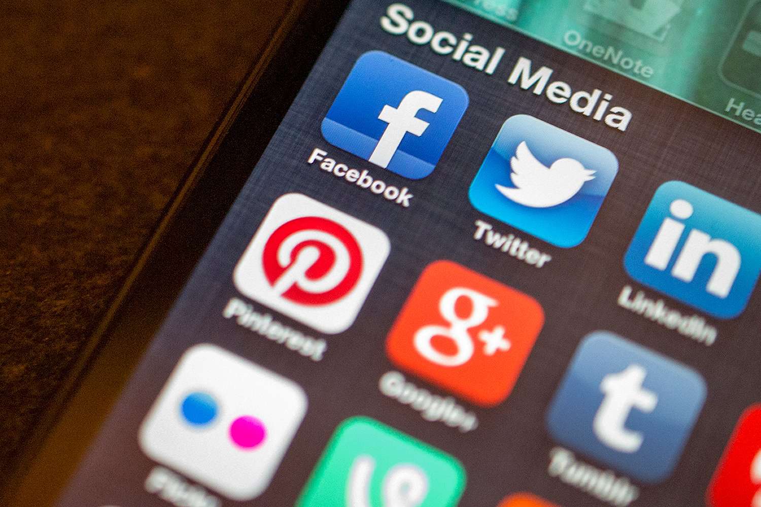 How Can Social Media Be Educational