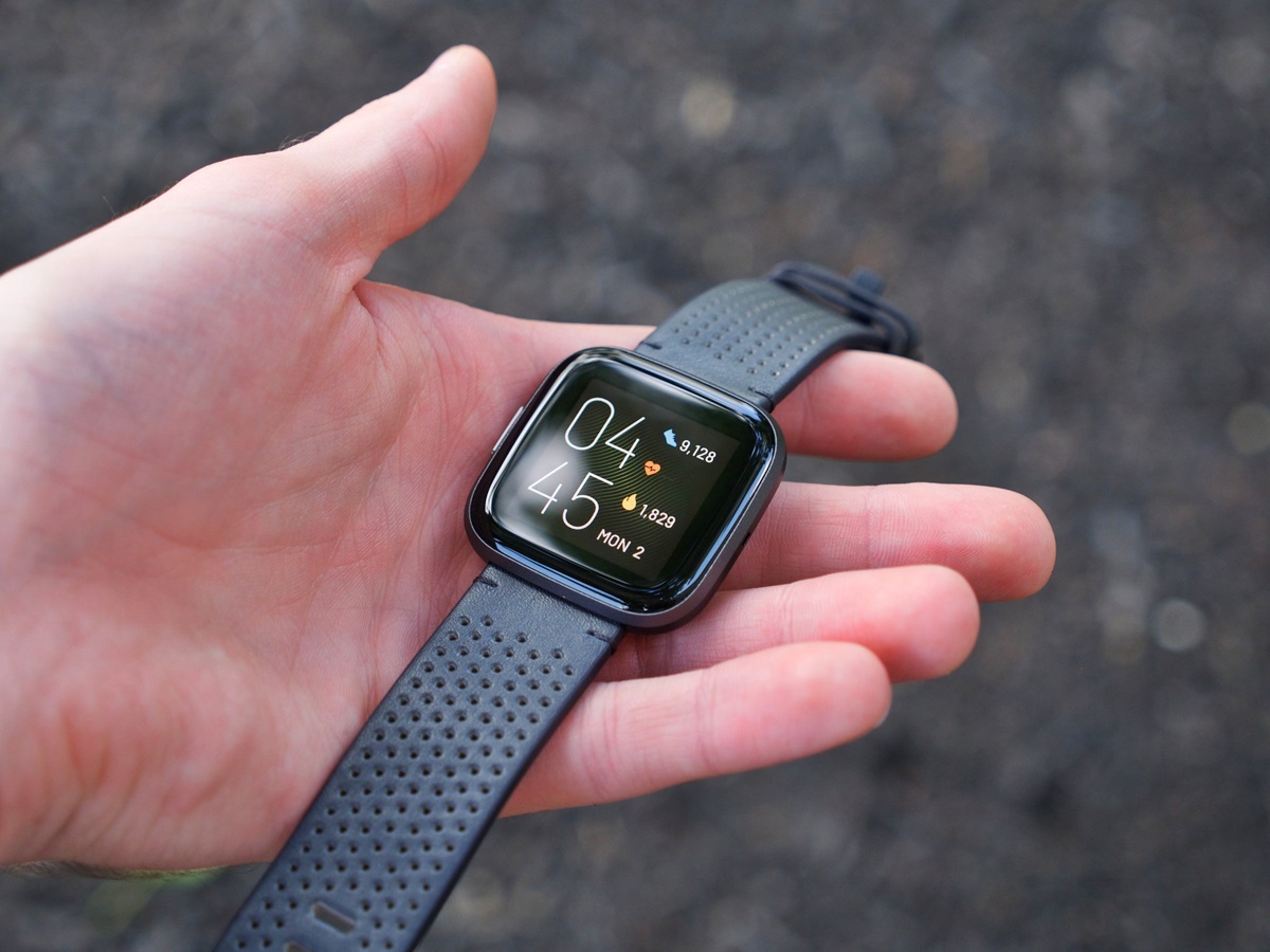 How Long Does A Fitbit Versa Last