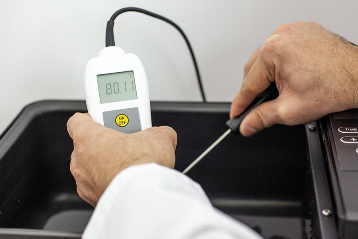 How To Calibrate A Thermometer Digital