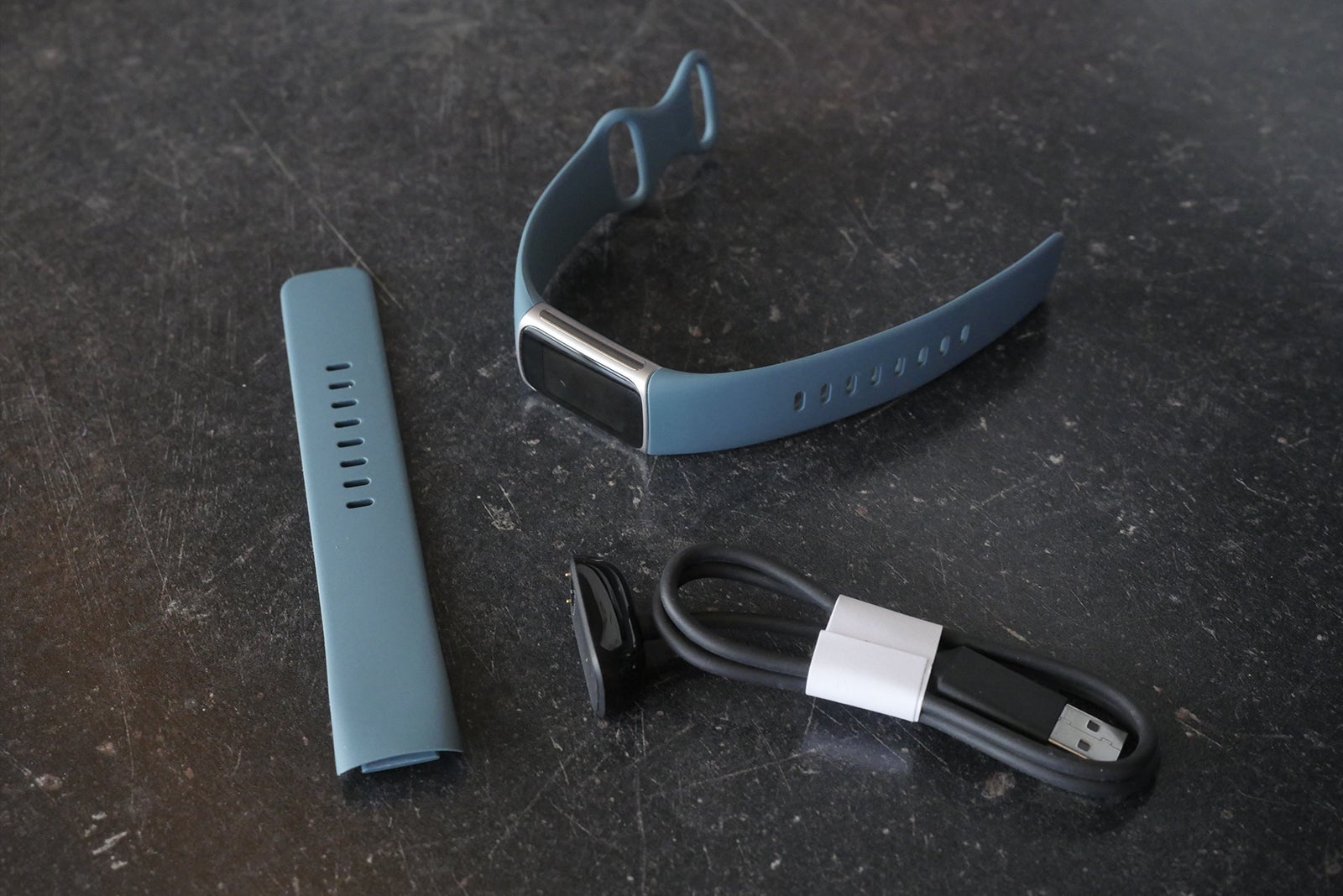 How To Change The Band On A Fitbit Charge