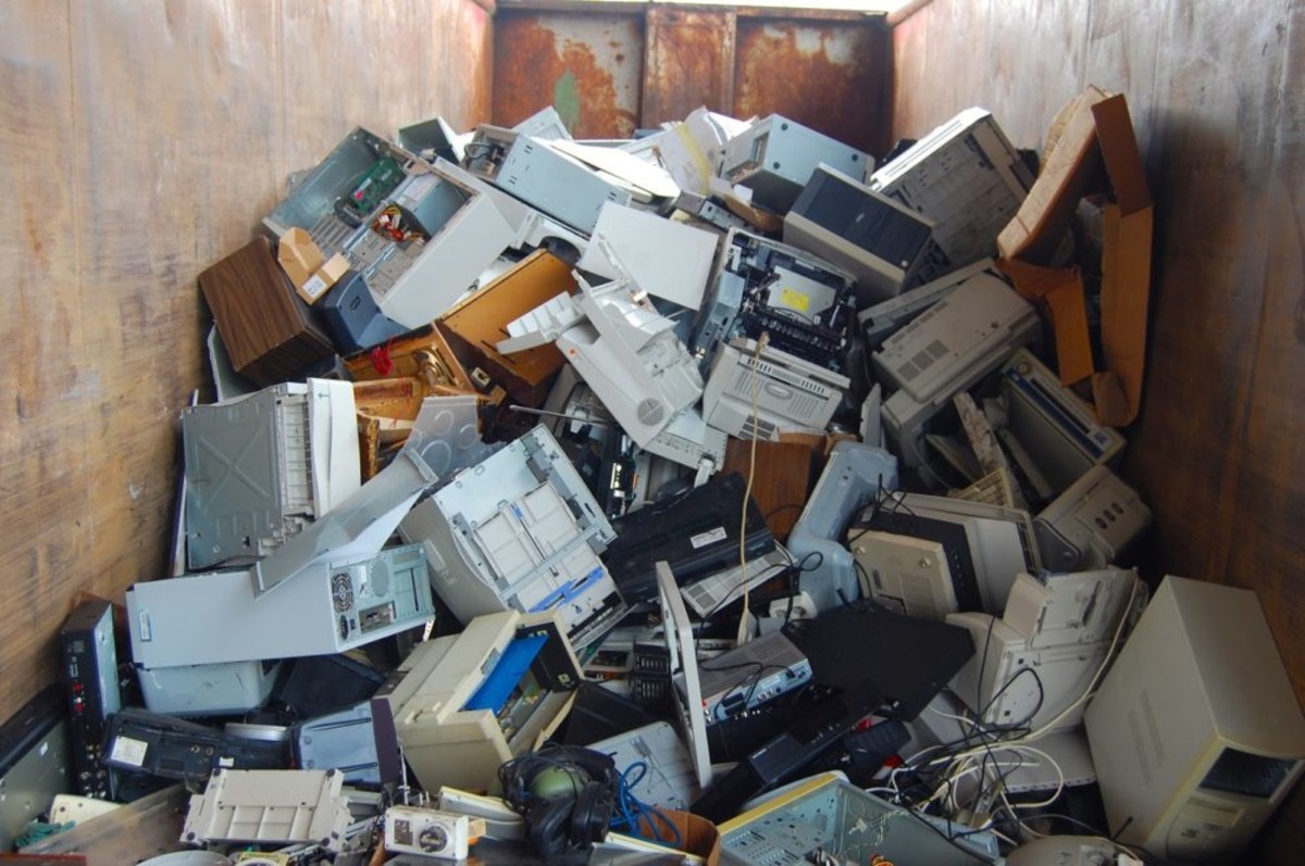 How To Throw Away Old Electronics