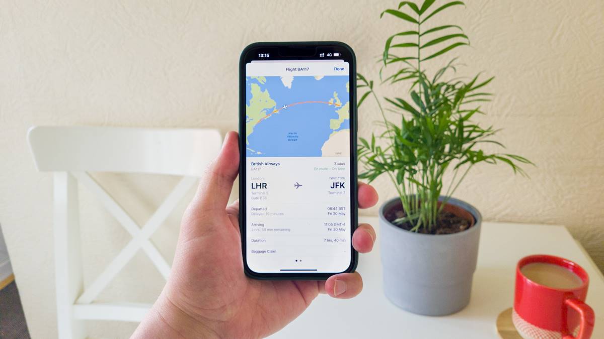 How To Track Flights On IPhone