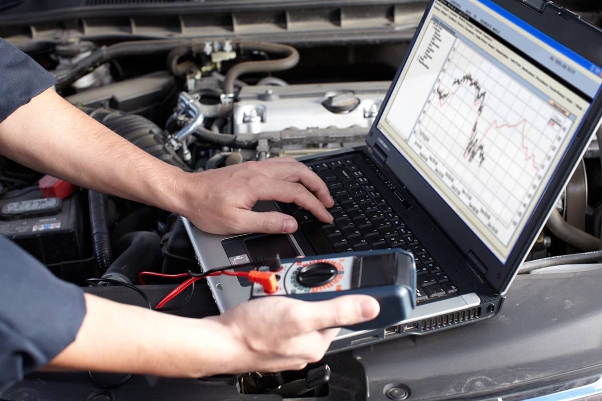 How To Use A Car Diagnostic Tool Or Scanner