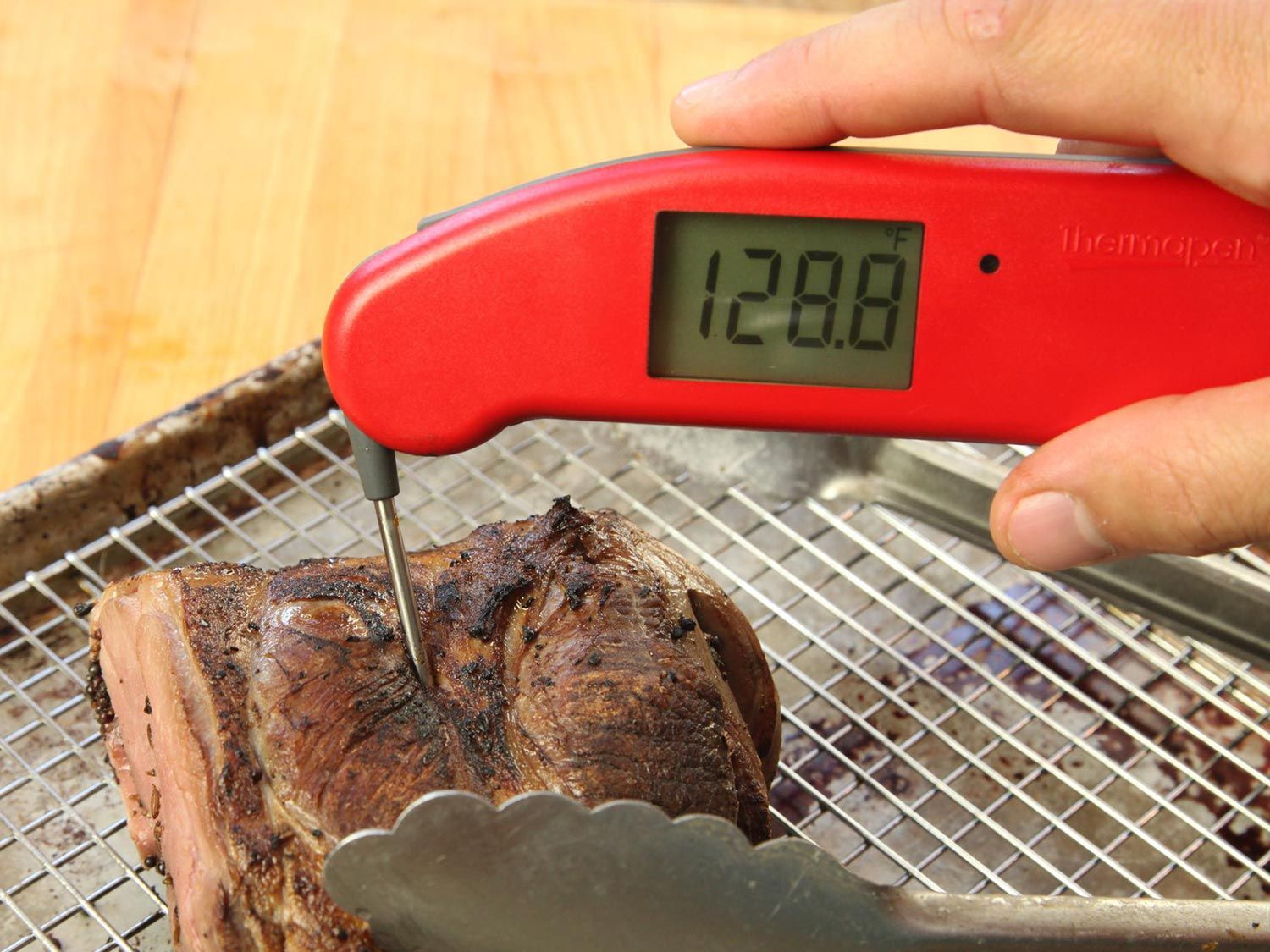 How To Use A Digital Meat Thermometer