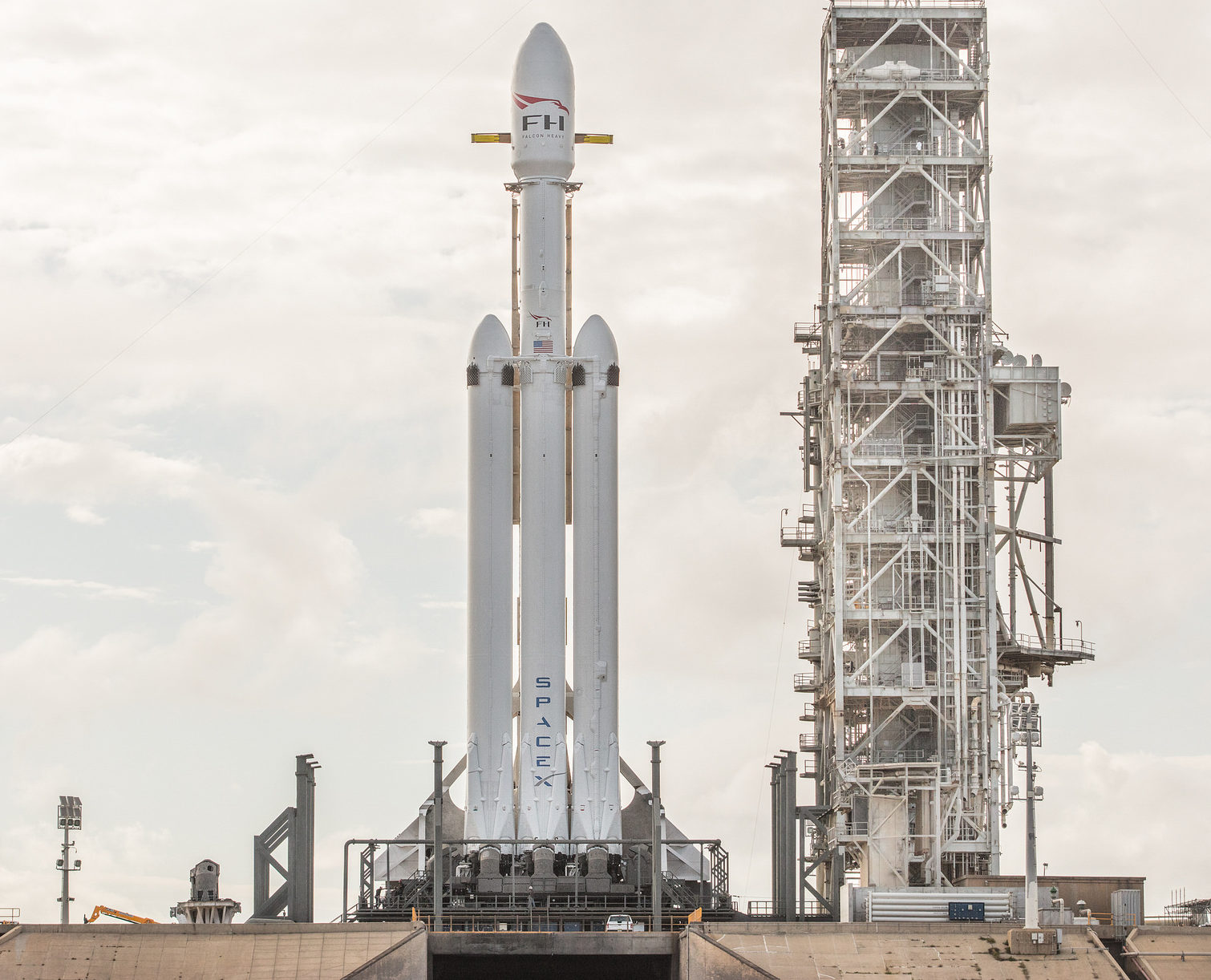 How To Watch Falcon Heavy Launch