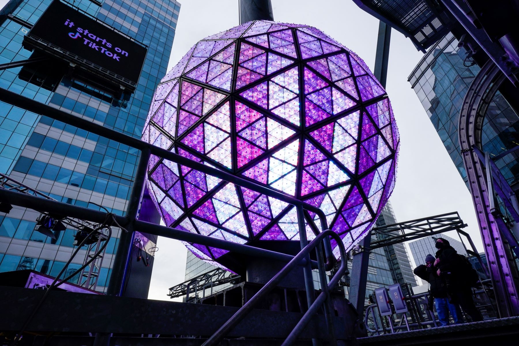 How To Watch The Ball Drop In Nyc