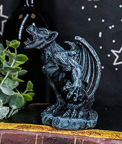 Howling Werewolf Gargoyle Figurine