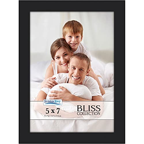 5x7 FAMILY ~ Portrait BLACK Picture Frame ~ Holds a 4x6 or cropped 5x7  photo ~ Wonderful Family Keepsake Frame!
