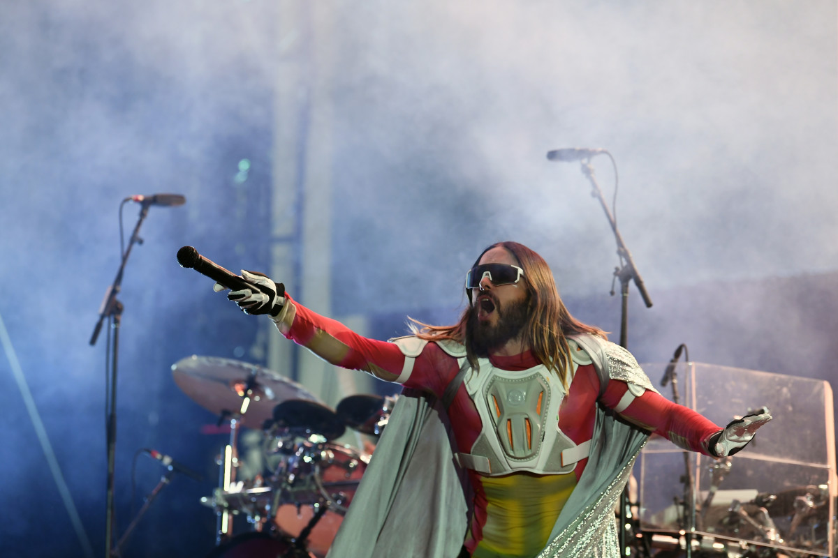 Jared Leto Takes On Epic Climb Of Empire State Building To Promote New Tour