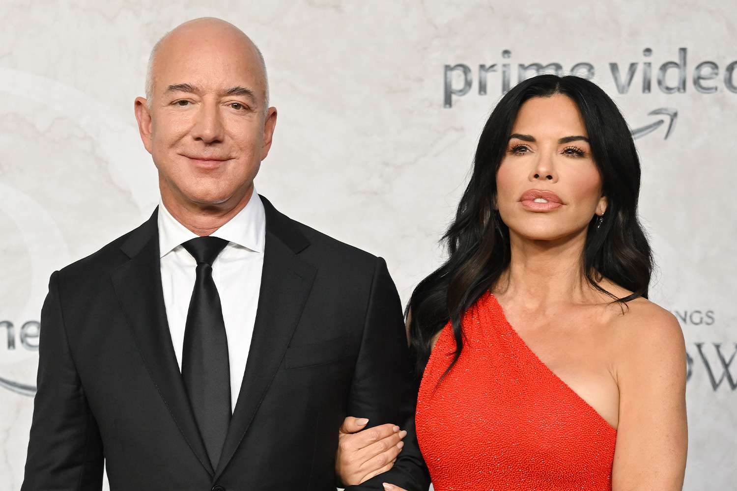 Jeff Bezos & Lauren Sanchez Announce Their Move From Seattle To Miami