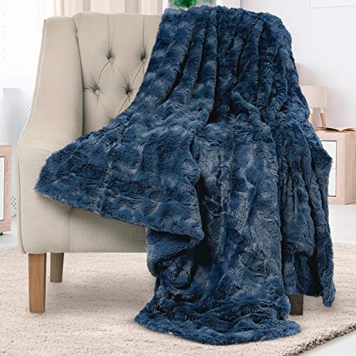 Luxury Plush Blanket - Cozy, Soft, Fuzzy Faux Fur Throw