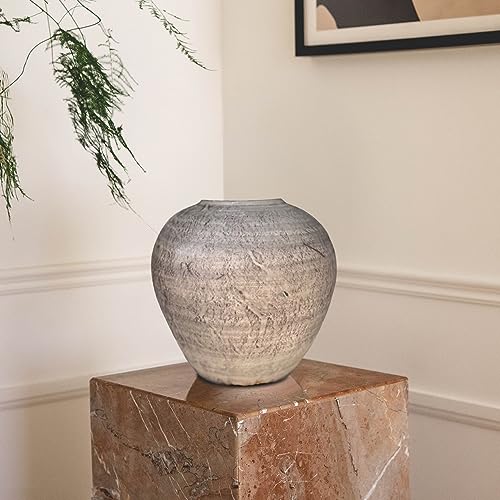 MARKABLE Modern Style Japanese Vase