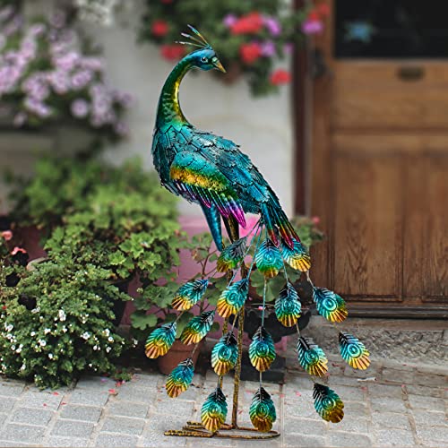 Metal Peacock Garden Statue and Sculpture