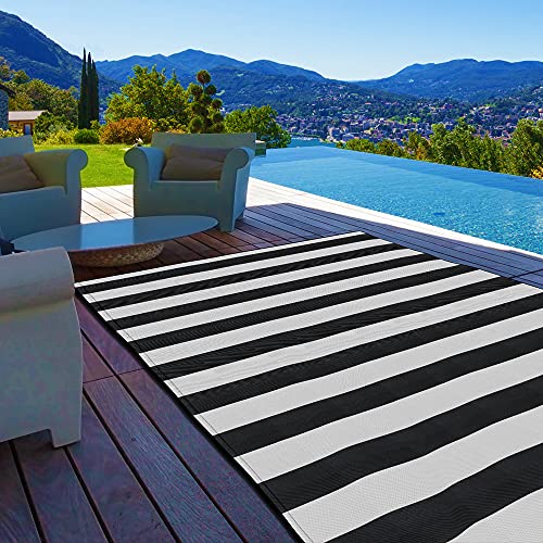 Plastic Straw Rug for Outdoor Spaces