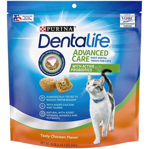 Purina DentaLife Made in USA Facilities Cat Dental Treats, Tasty Chicken Flavor - 19 oz. Pouch