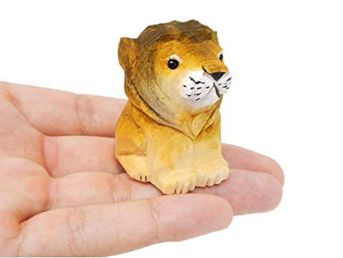Small Wooden Lion Figurine Decoration Statue Wall Art