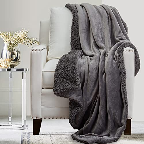 Soft Plush Reversible Velvet and Sherpa Throw Blanket