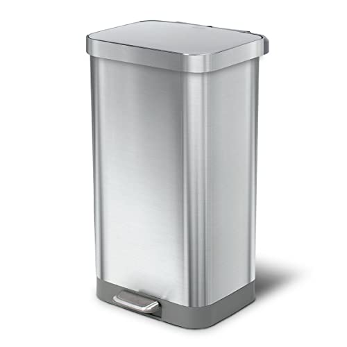 Stainless Steel Step Trash Can with Clorox Odor Protection