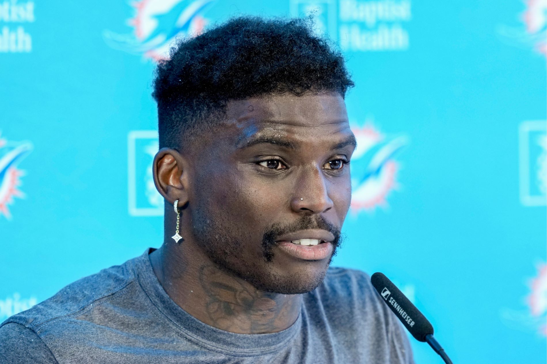 Tyreek Hill Opens Up On Spontaneous Marriage During Bye-Week: “It Was About Time”