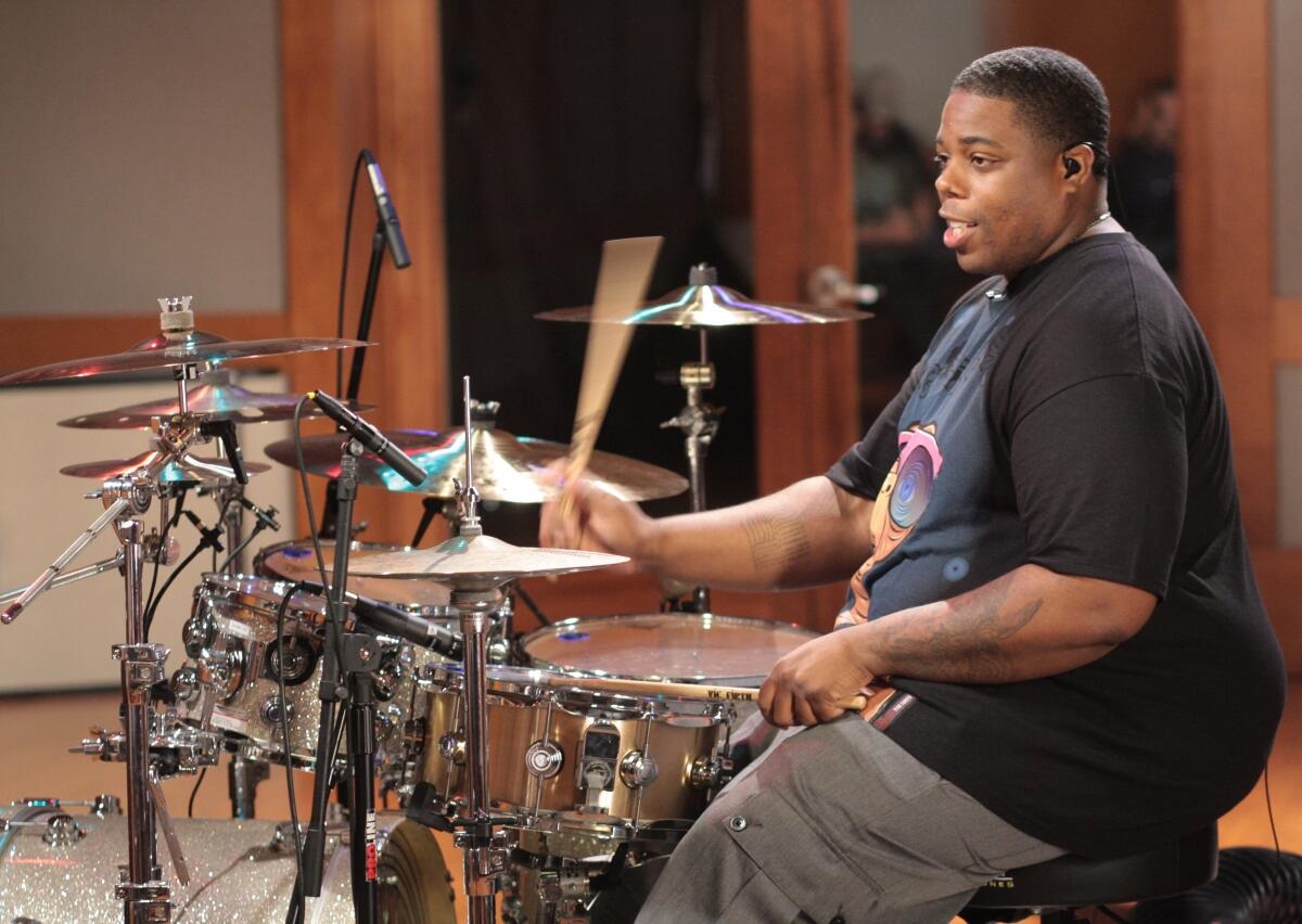 Usher Pays Emotional Tribute To Drummer Aaron Spears At Funeral
