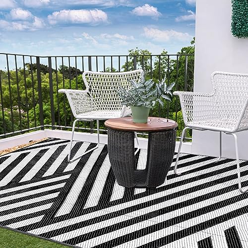 Waterproof Outdoor Patio Rug - Versatile and Durable