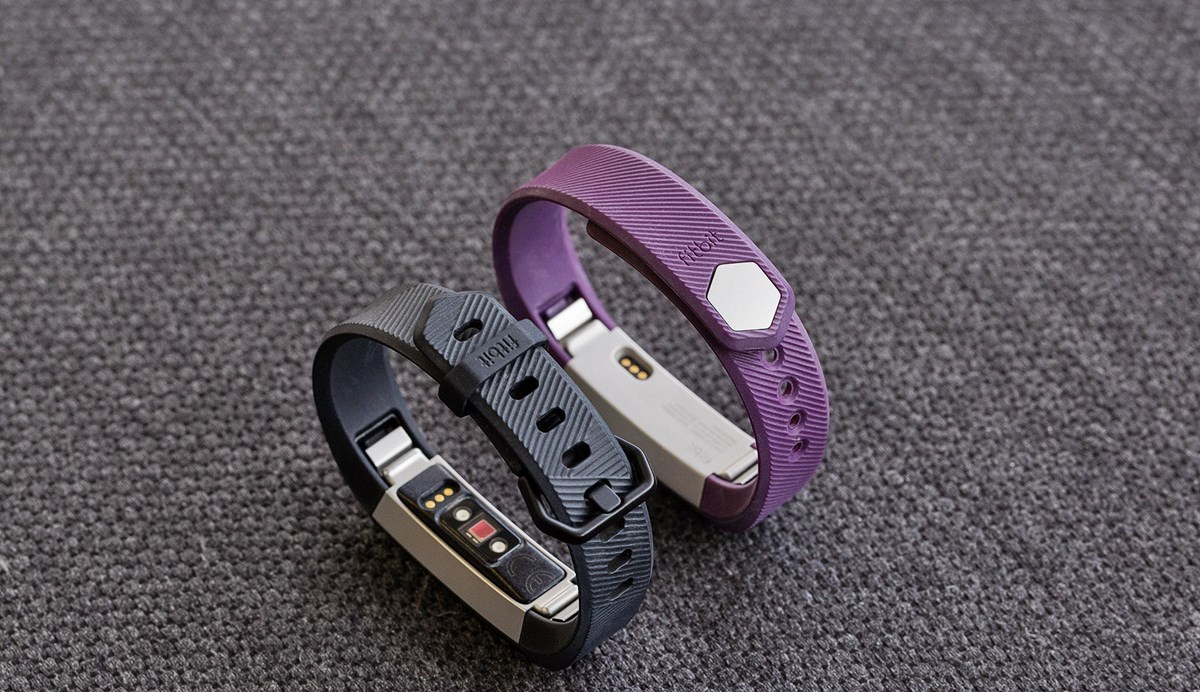 what-does-fitbit-alta-track