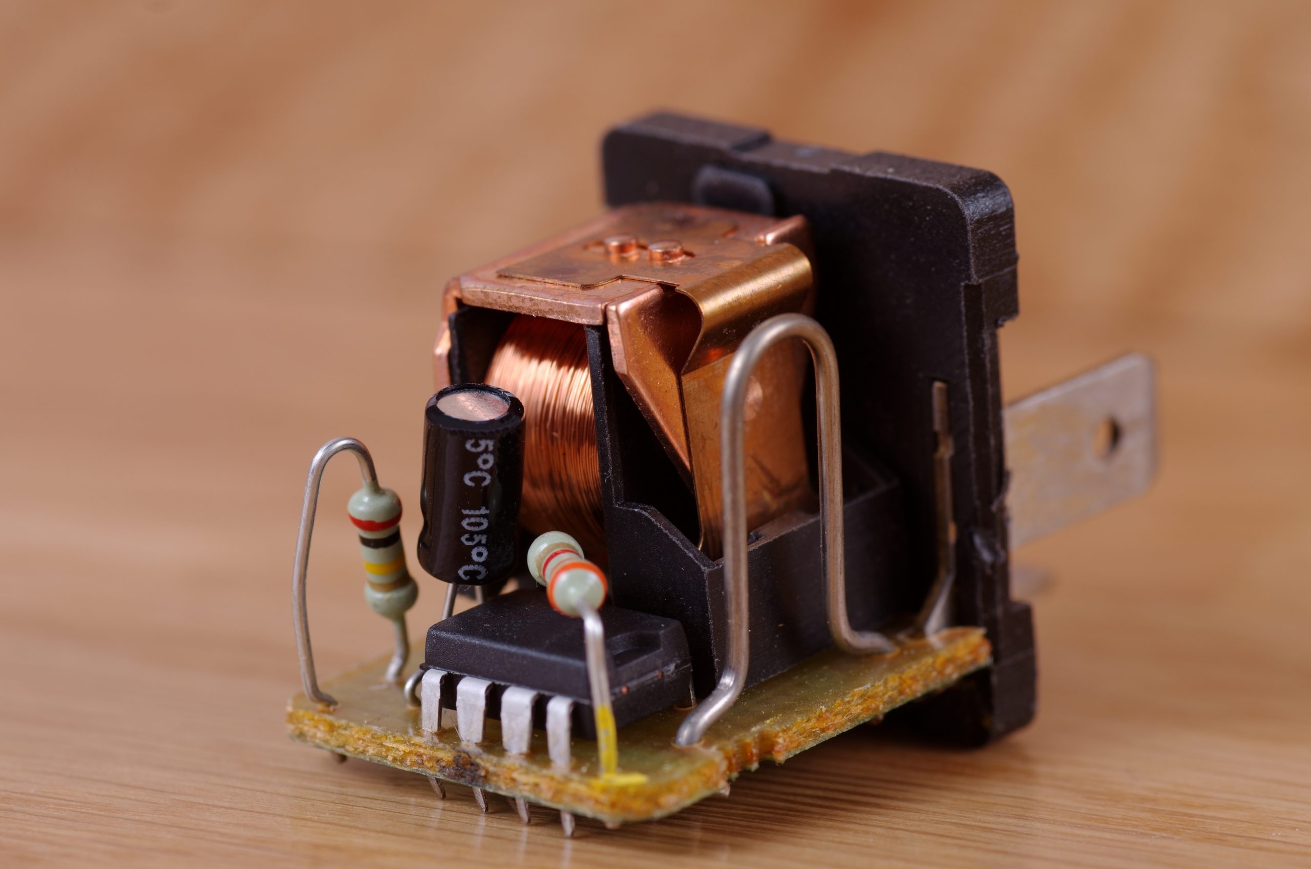 what-is-a-relay-in-electronics