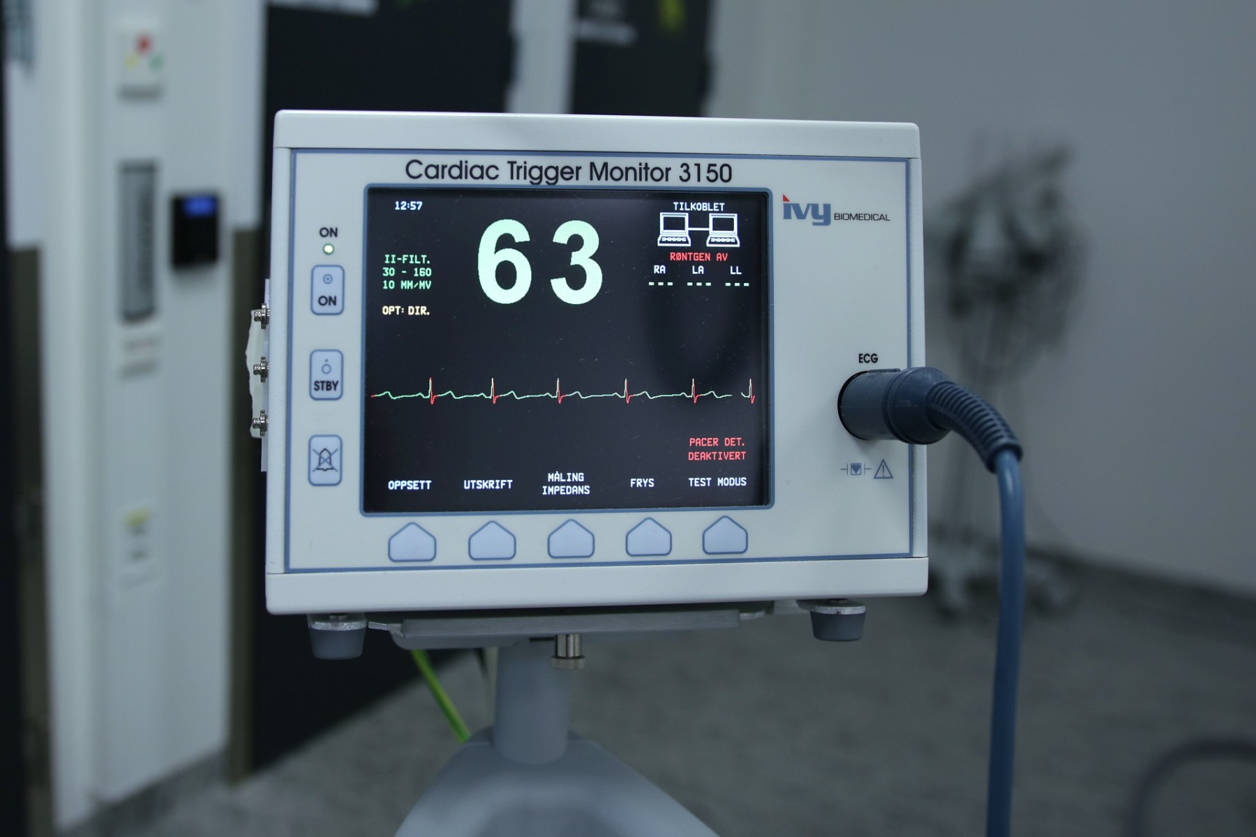 What Is An ECG Monitor