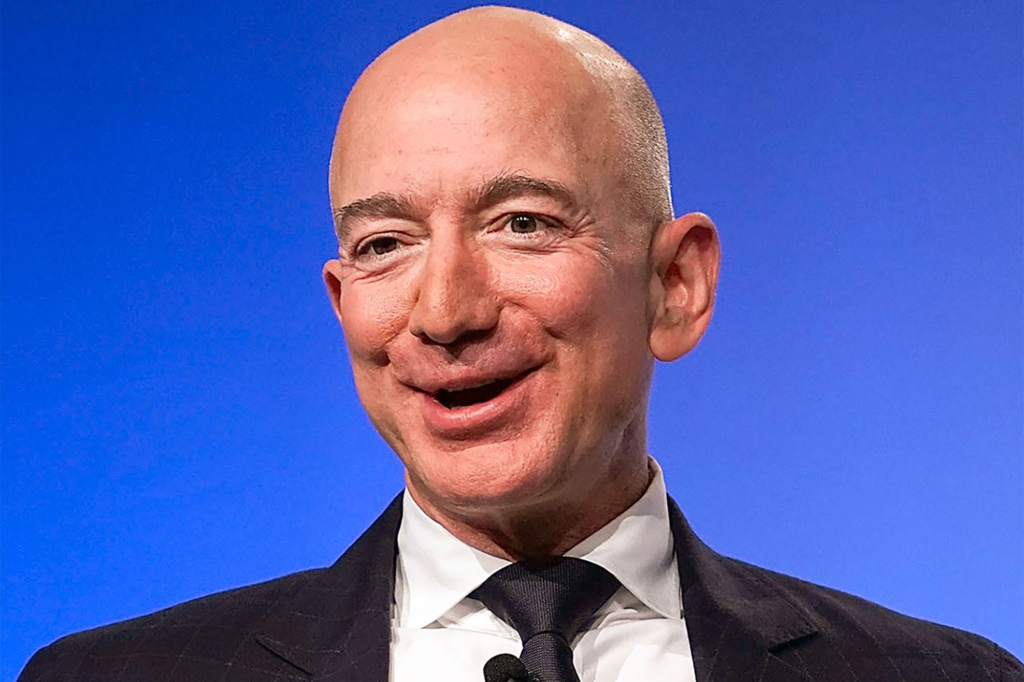 When Did Jeff Bezos Start Amazon