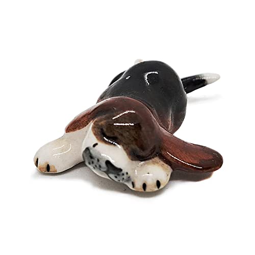 WitnyStore Tiny Beagle Dog Ceramic Figurine