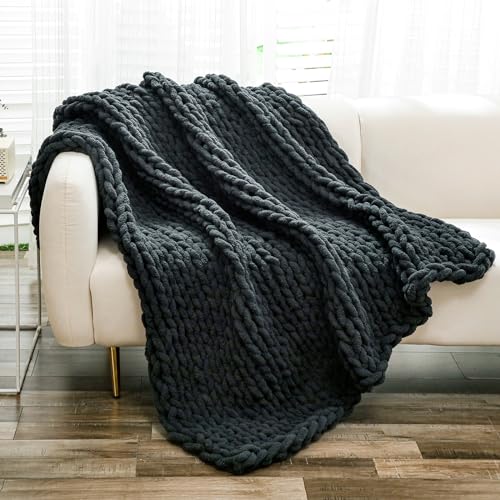 YAAPSU Chunky Knit Blanket Throw - Cozy and Versatile