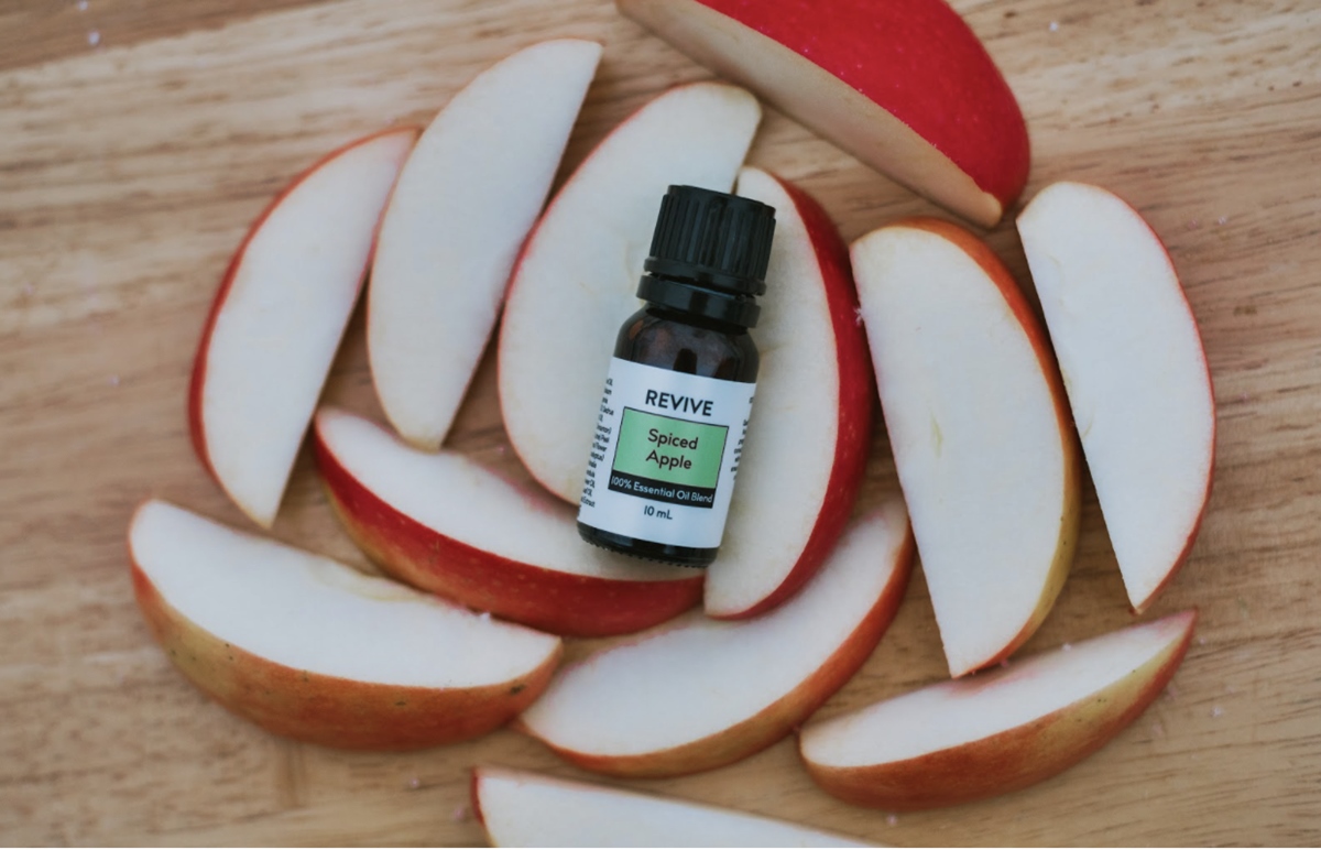 10 Best Apple Essential Oil for 2024