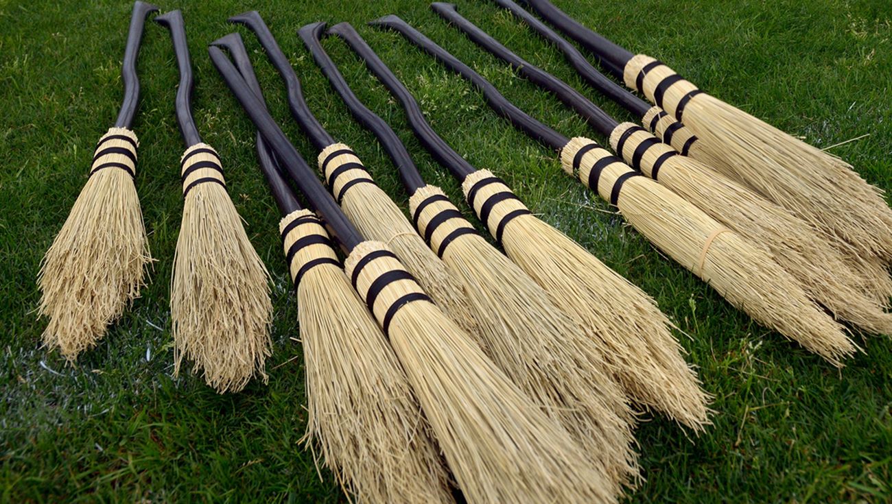 11-best-quidditch-broom-for-2023