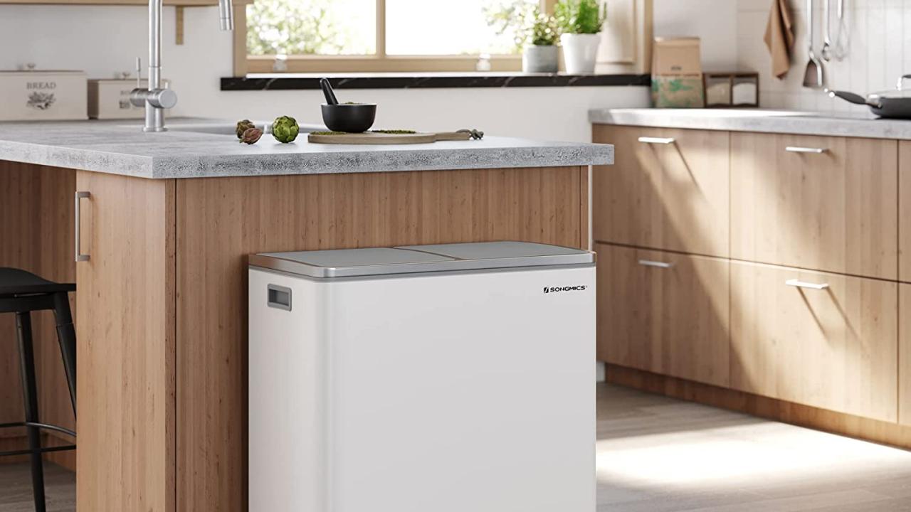 11 Unbelievable Kitchen Trash Can Touchless for 2024