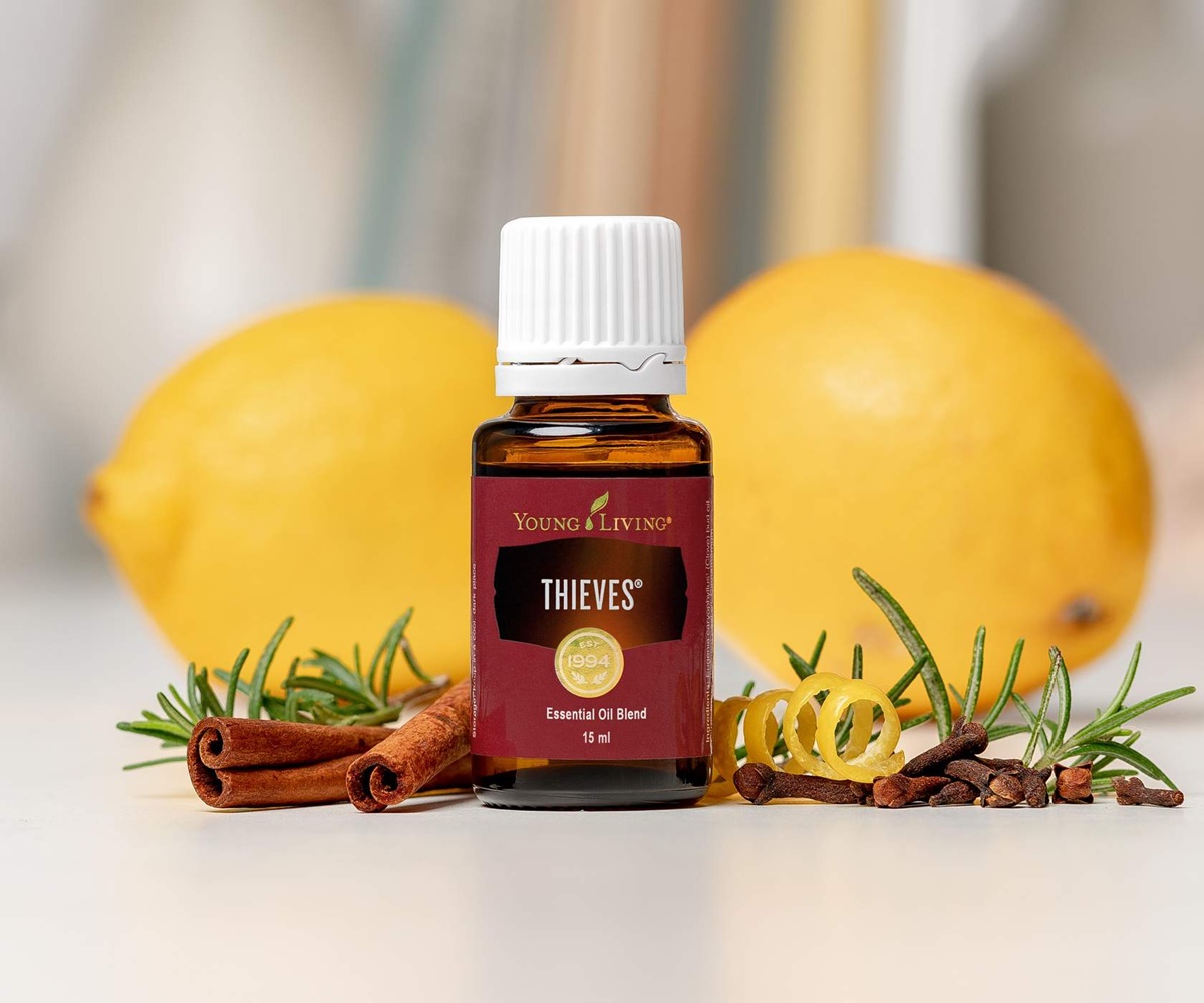 Lemon Essential Oil 15ml by Young Living Lemon 0.51 Fl Oz (Pack of 1)