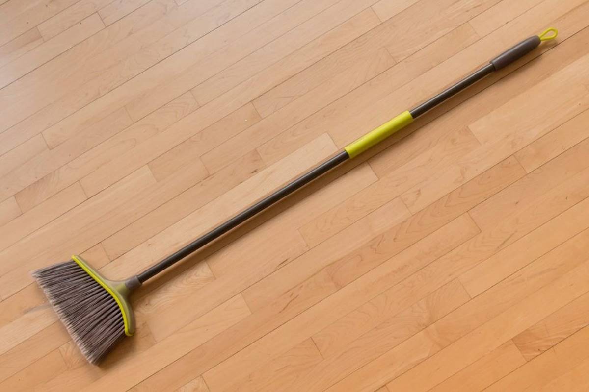 13-best-dust-broom-for-2023