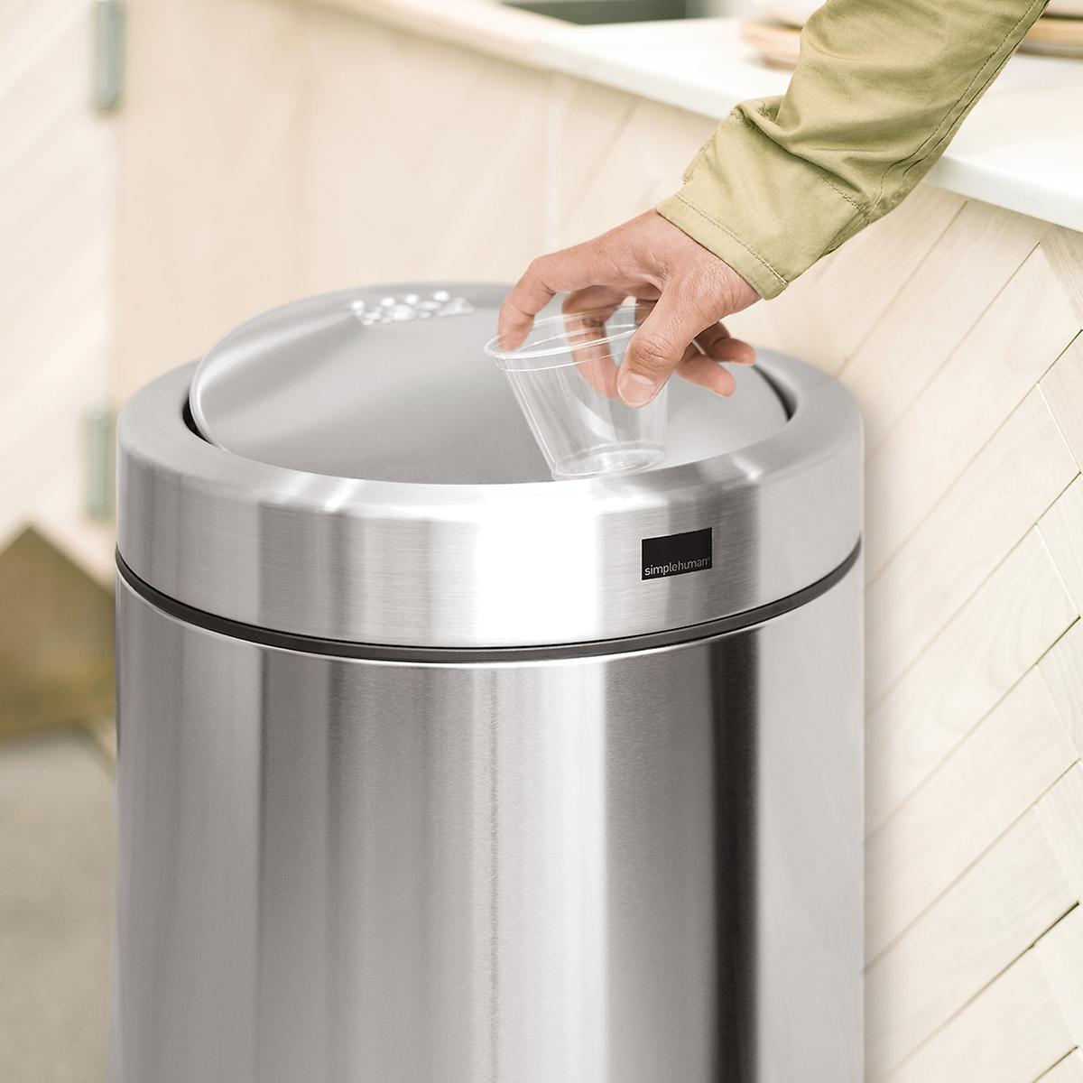 14-best-trash-can-with-swing-lid-for-2023
