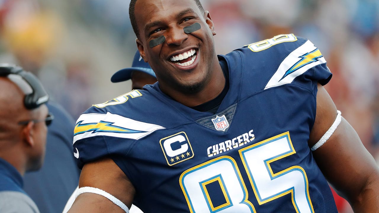 Antonio Gates Shows Support For Chargers Coach Brandon Staley, Urges Against Firing Him