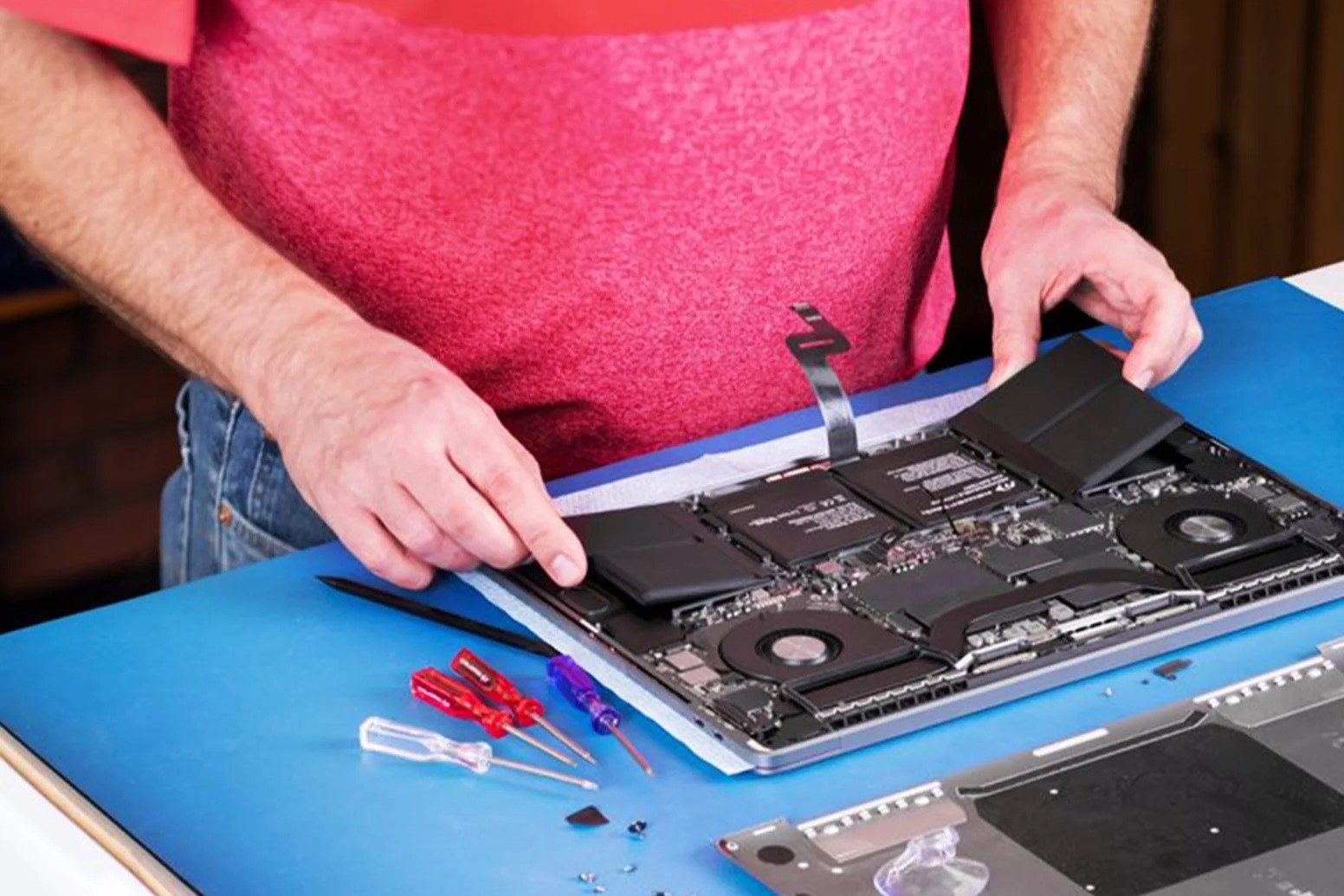 Battery Replacement Basics: A Step-by-Step Guide