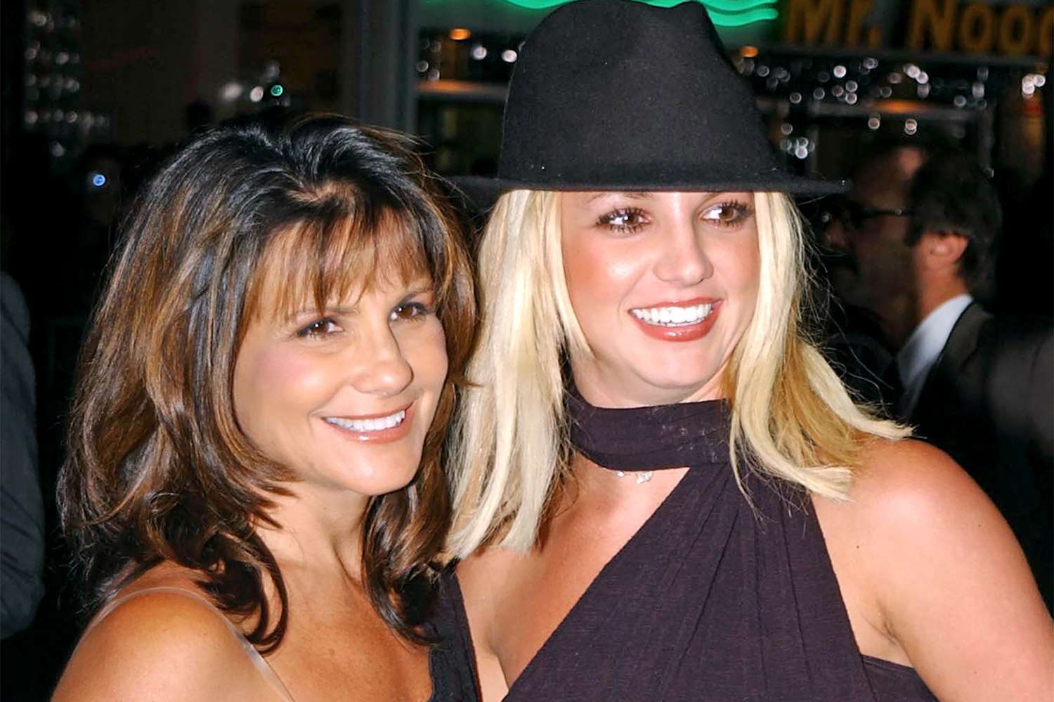 Britney Spears And Mother Lynne Reconciling Comes Amid Isolation After Memoir